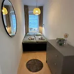 Ferienwohnung Fuer 8 Mit Balkon